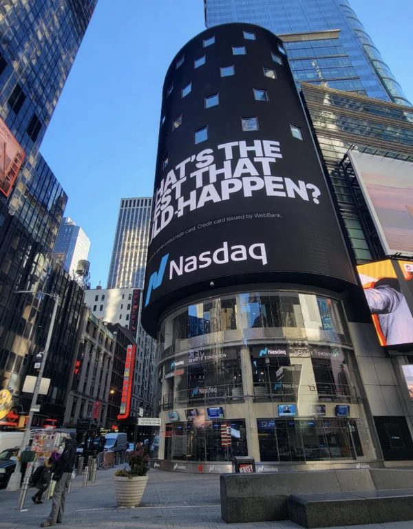 Times Square Spectacular: 43rd Rotunda Digital Billboard
